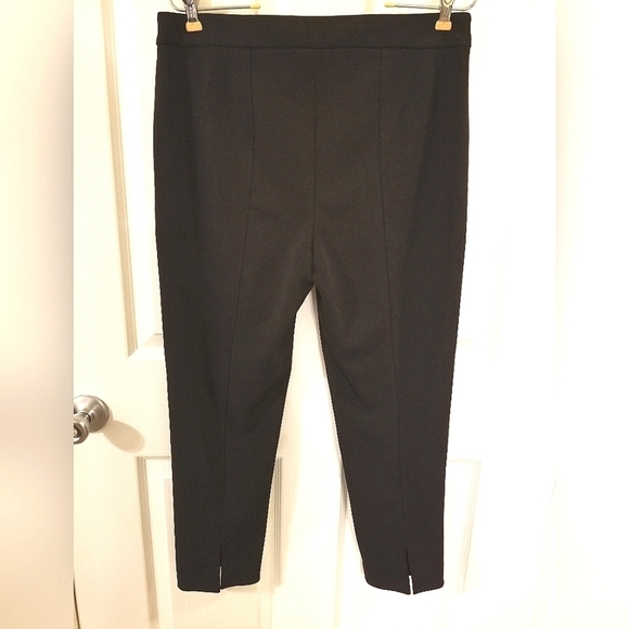 White House Black Market The Slim Crop Black Pants - Picture 5 of 5